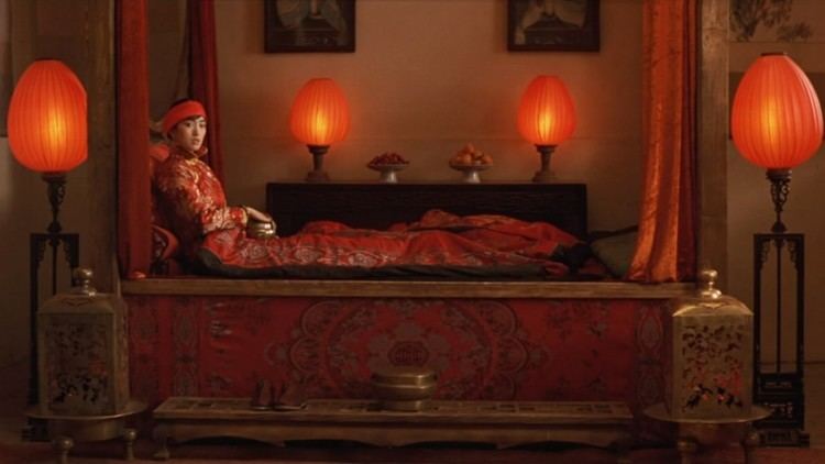 Raise the Red Lantern Raise the Red Lantern Zhang Yimou Foreign Film Movie Review 1991