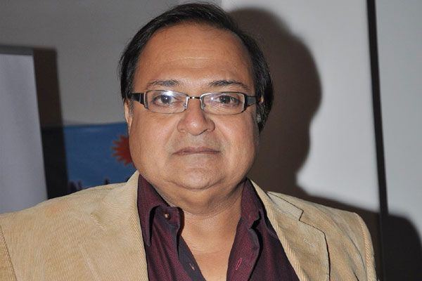 Rakesh Bedi Rakesh Bedi in Metti Oli remake