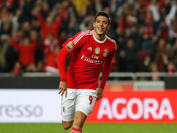 Raúl Jiménez Ral Jimnez anot gol en triunfo del Benfica Vanguardia