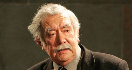 Raúl Ruiz (director) Raul Ruiz Director of Mysteries of Lisbon died Paris