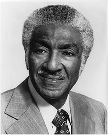 Ralph Metcalf httpsuploadwikimediaorgwikipediacommonsthu