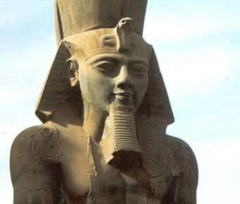 Ramesses II wwwtouregyptnetimagestouregyptramessesIIgirls