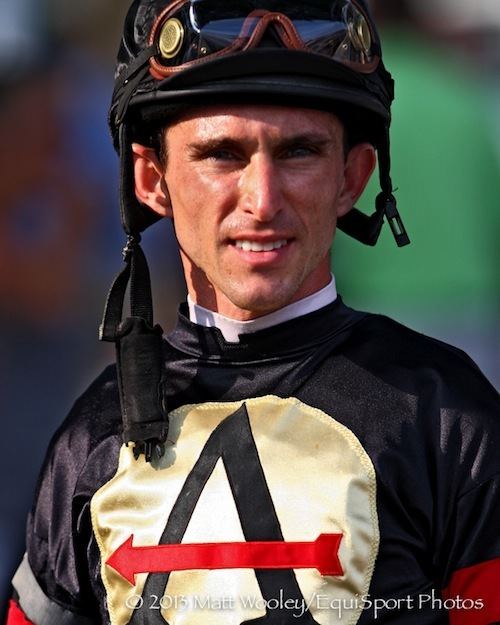 Ramon A. Dominguez Dominguez hospitalized with fractured skull Horse Racing