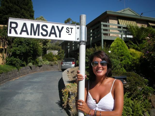 Ramsay Street Official Neighbours Tour with Star Meeting Official Neighbours Tours
