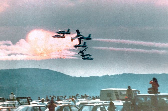 Ramstein air show disaster Aug 28 1988 Ramstein Air Show Disaster Kills 70 Injures Hundreds