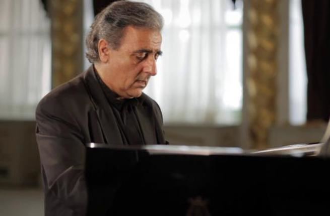 Ramzi Yassa Parisbased pianist returns to homeland Ramzi Yassa comes