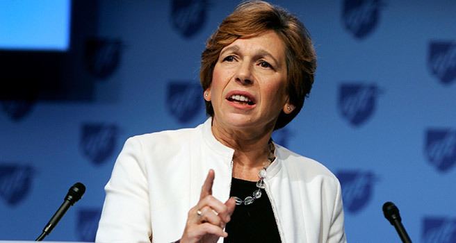 Randi Weingarten NYSUT front and center as AFT calls to 39reclaim the