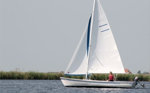 Randmeer Randmeren for rent with outboardmotor Waterrecreatie Syperda