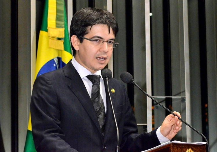 Randolfe Rodrigues Senador Randolfe Rodrigues expulso do PSOL acusado de