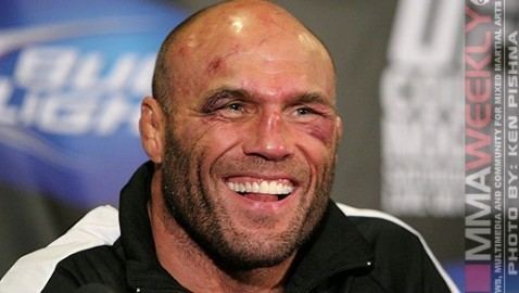 Randy Couture Randy Couture Hesitates on UFC Antitrust Lawsuits Sees