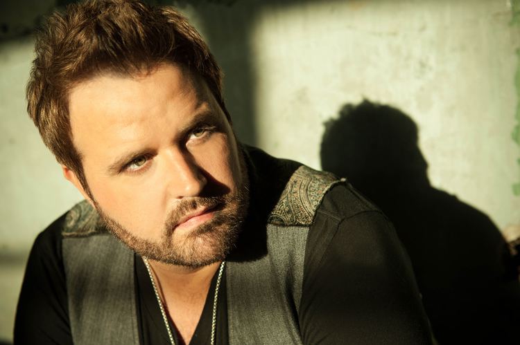 Randy Houser CMA Nominee Of The Day Randy Houser Stage Right Secrets