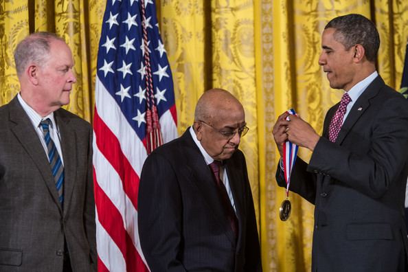 Rangaswamy Srinivasan Barack Obama and Rangaswamy Srinivasan Photos Photos Obama Honors