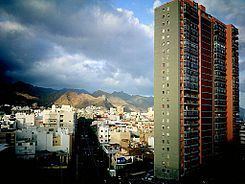 Rascacielos de la avenida Tres de Mayo httpsuploadwikimediaorgwikipediacommonsthu
