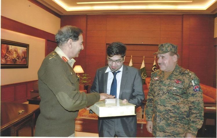 Rashad Mahmood FileHaroon Tariq with General Rashad Mahmood Chairman Joint Chiefs