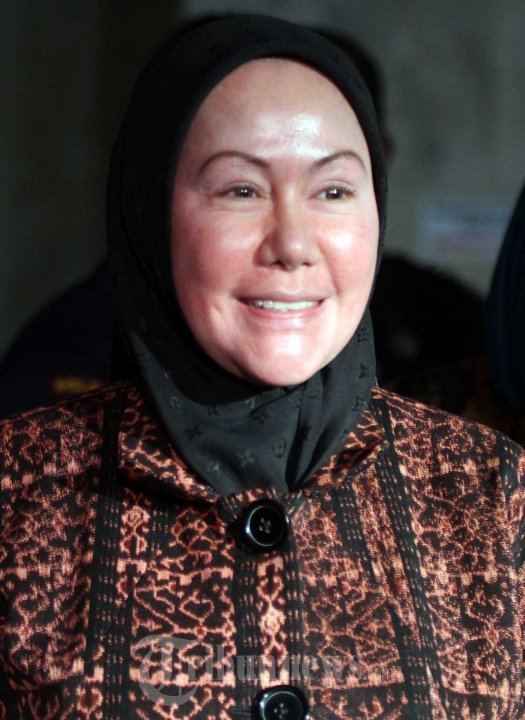 Ratu Atut Chosiyah Gubernur Banten Ratu Atut Chosiyah Diperiksa KPK Foto 1