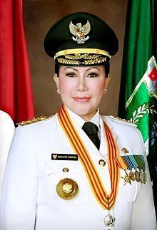 Ratu Atut Chosiyah httpsuploadwikimediaorgwikipediaidthumb6