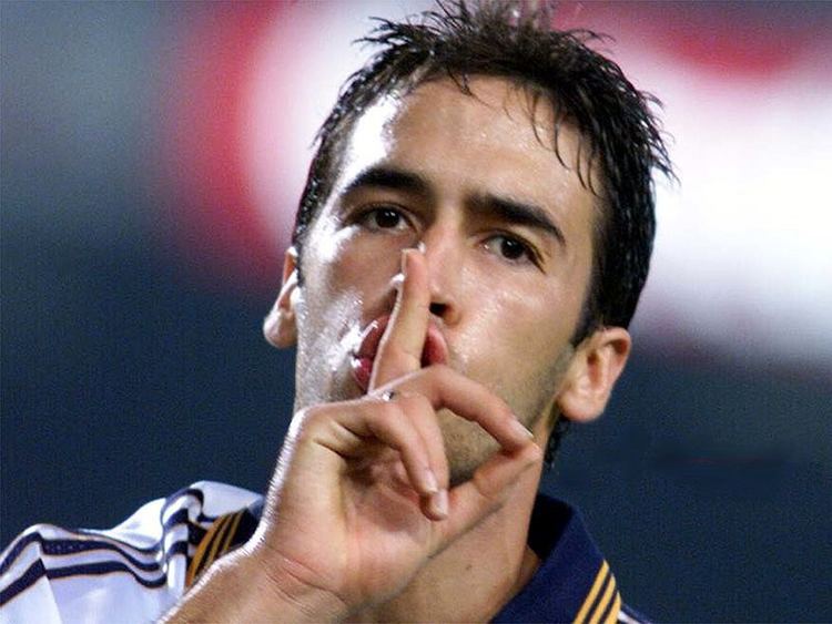 Raul Blanco The Time Has Come For a Legend To Retire Raul Gonzalez