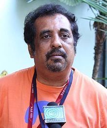Raveendran (actor) httpsuploadwikimediaorgwikipediacommonsthu