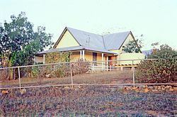 Ravenswood School and Residence httpsuploadwikimediaorgwikipediacommonsthu