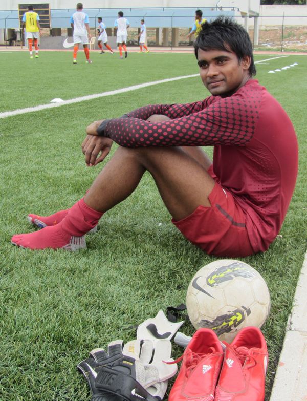 Ravi Kumar (footballer)