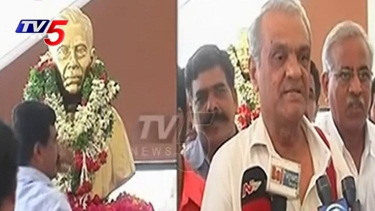 Ravi Narayana Reddy CPM Leaders Pay Tribute To Great Leader Of Telangana Raavi Narayana