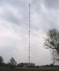 Żórawina radio transmitter httpsuploadwikimediaorgwikipediacommonsthu