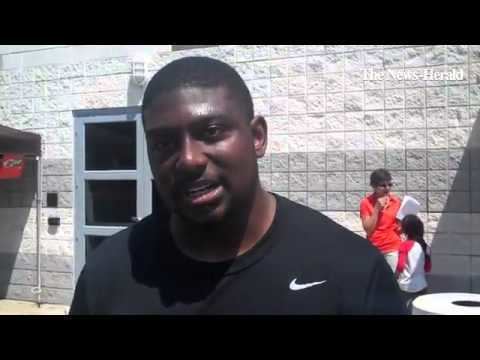 Ray Agnew NHfootball Browns fullback Ray Agnew discusses blocking