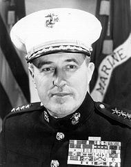 Ray Davis (general) httpsuploadwikimediaorgwikipediacommonsthu