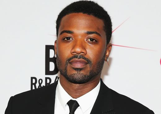 Ray J Ray J Takes Photos With Cops Sparks LAPD Investigation