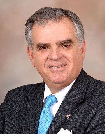 Ray LaHood Was Ray LaHood39s NAIAS Speech Upbeat Defensive Or Testy