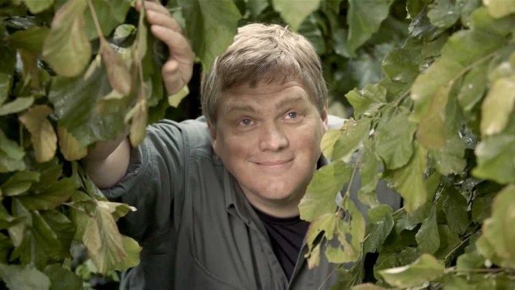 Ray Mears The new Gocomparecom advert starring Ray Mears YouTube