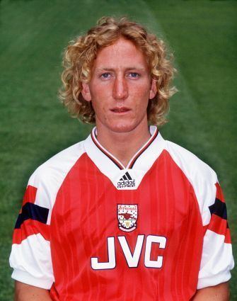 Ray Parlour The Young Guns An Arsenal FC Story Page 19