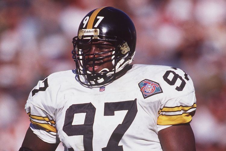 Ray Seals Former Steelers DE Ray Seals explains how he made it to the NFL