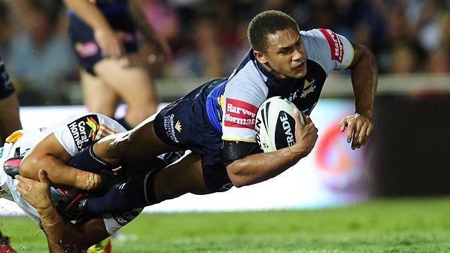 Ray Thompson (rugby league) North Queensland Cowboys halfback Ray Thompson signs new