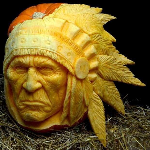Ray Villafane Bizarre Halloween Jack O39Lantern pumpkins carved by Ray