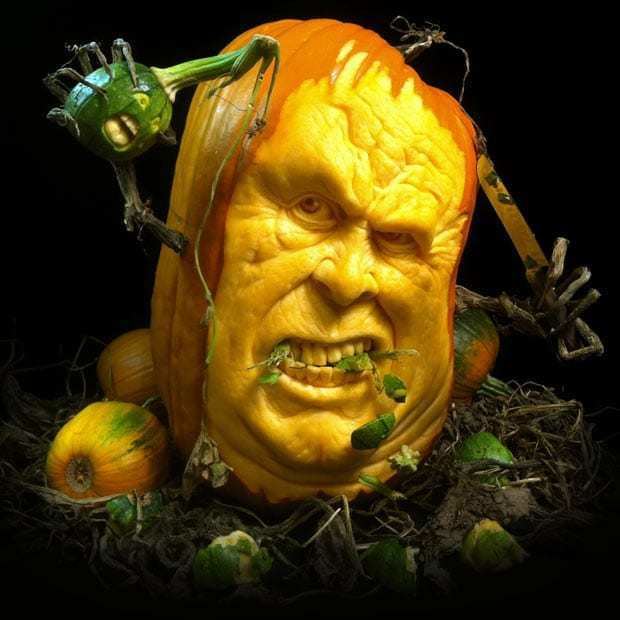 Ray Villafane Bizarre Halloween Jack O39Lantern pumpkin carving by Ray