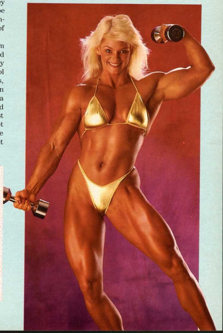 Raye Hollitt wwwgirlswithmusclecomimagesfull852907468jpg