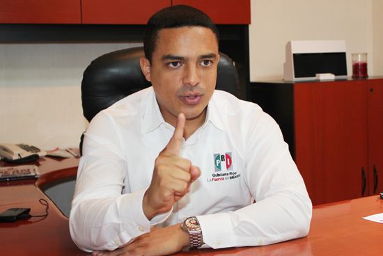 Raymundo King As van en Quintana Roo encabezan encuesta el PRI y