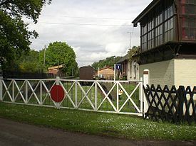 Raynham Park railway station httpsuploadwikimediaorgwikipediacommonsthu