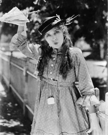 Rebecca of Sunnybrook Farm (1917 film) Fridays With Mary Pickford Rebecca of Sunnybrook Farm 1917