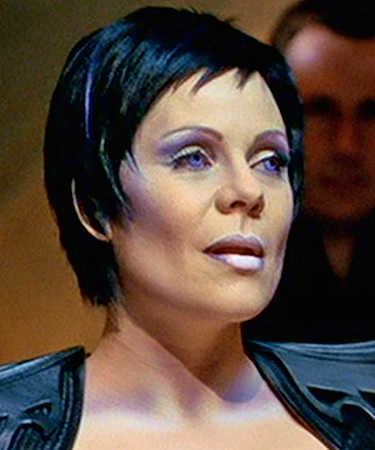 Rebecca Riggs fantasy makeups aliens Farscape Rebecca Riggs as Commandant.