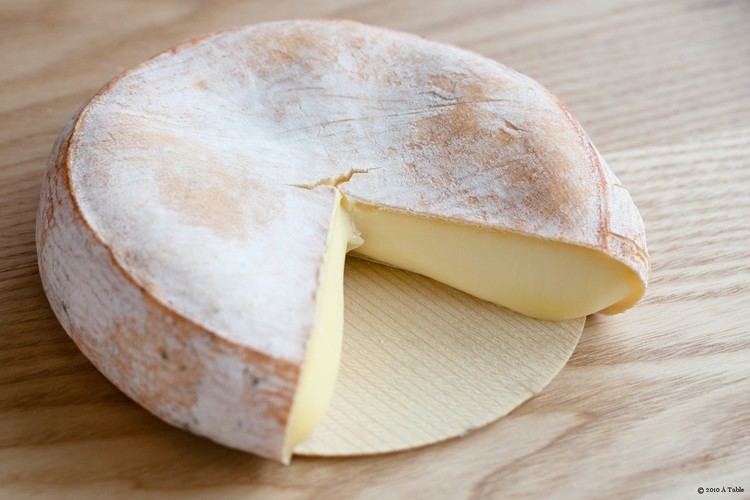 Reblochon Reblochon Springbank Cheese Co Crowfoot