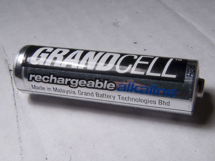 Rechargeable alkaline battery