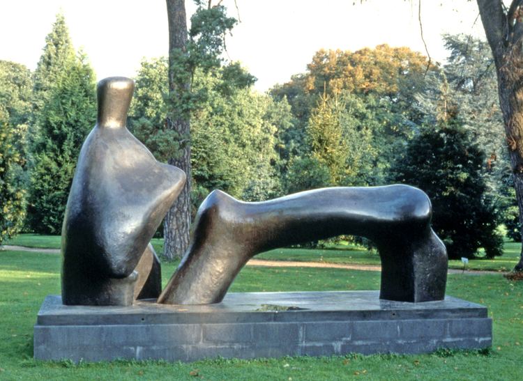 Reclining Figure 1969–70 The New York Botanical Garden