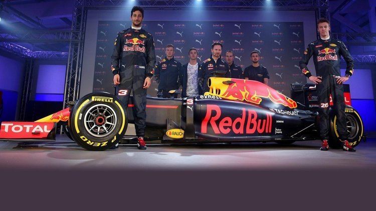 Red Bull Racing Fast Forward into 2016 Red Bull Racing Formula One Team