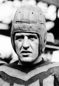 Red Grange media2webbritannicacomebmedia49458490042