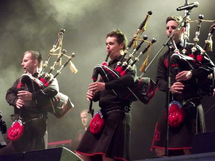 Red Hot Chilli Pipers FileRed Hot Chilli Pipers Life Festival Owicim 2013 6jpg