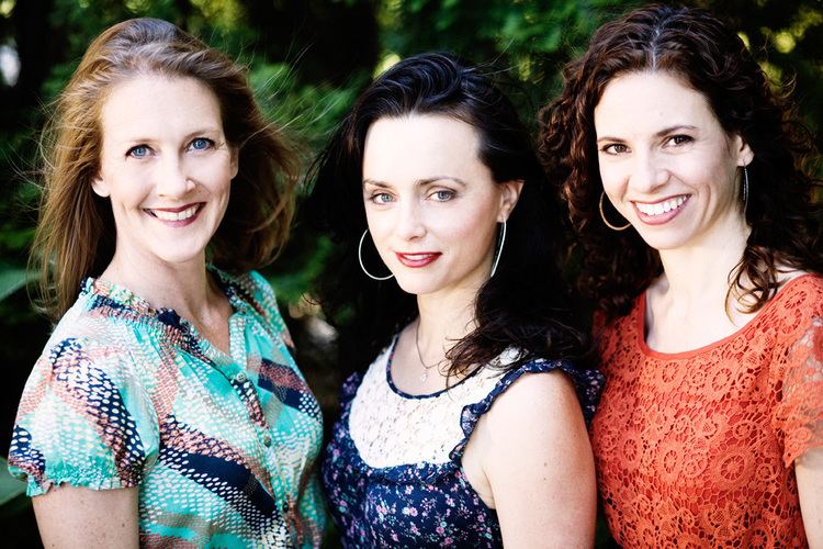 Red Molly Red Molly AmericanaRoots Female Trio NYbased Acoustic Folk