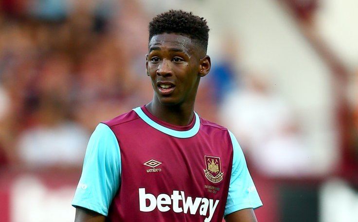 Reece Oxford West Ham United youngster Reece Oxford warned over Rio