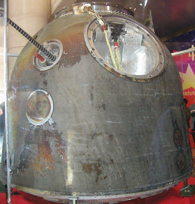Reentry capsule
